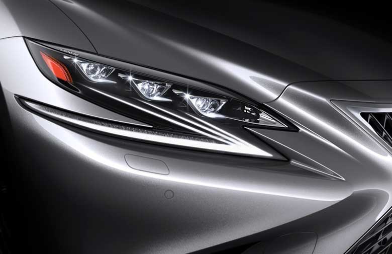 Đánh giá xe Lexus LS 500 2020 hiện đại và sang trọng nhất hiện nay