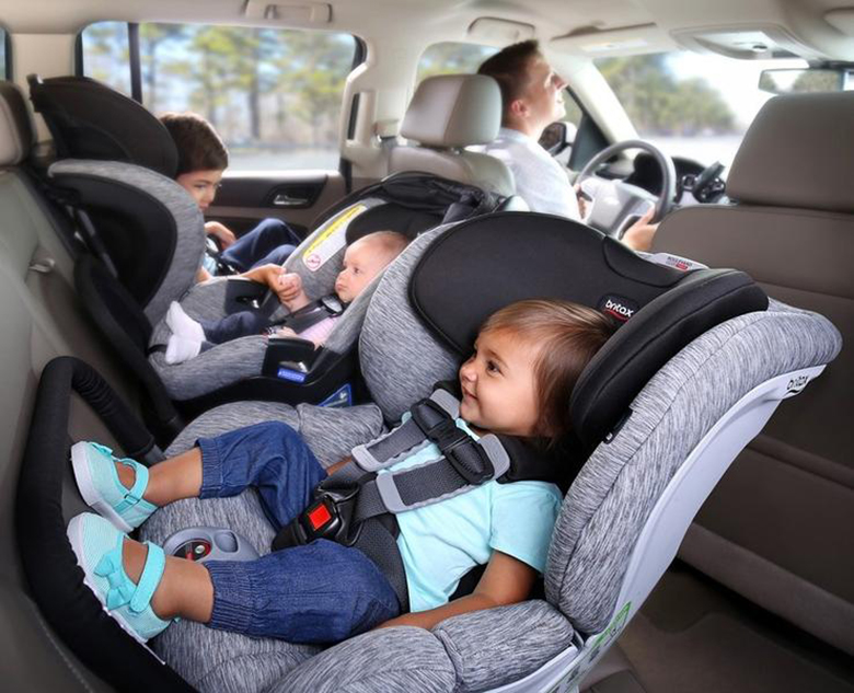 Những nguyễn tắc đảm bảo an toàn cho trẻ nhỏ trên ô tô